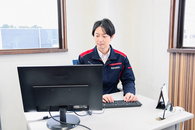 管理者からの一声で同業他社からの転職。<br />
